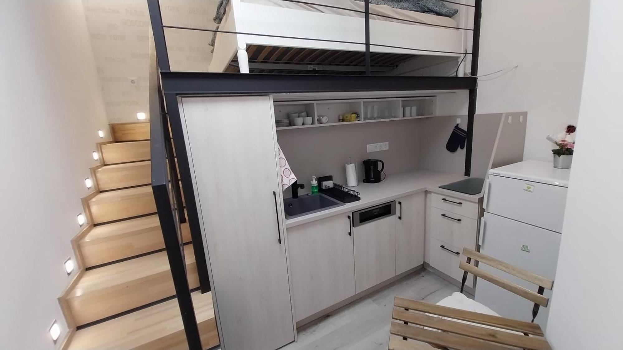 Szekely Apartment Near Deak Ferenc Square With Free Parking In Garage ブダペスト エクステリア 写真