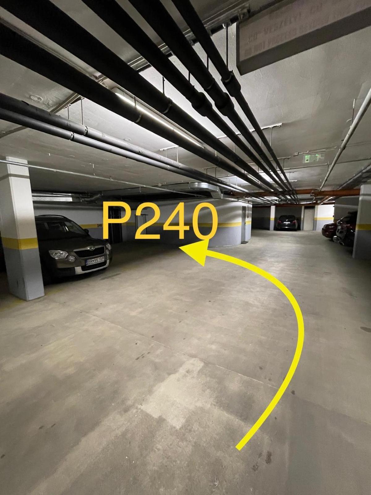 Szekely Apartment Near Deak Ferenc Square With Free Parking In Garage ブダペスト エクステリア 写真